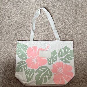 Aloha collection reversible hibiscus tote
